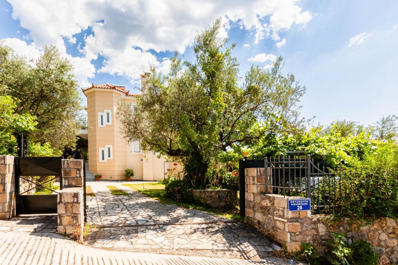 Verga Majestic Sunsets - Elegant & Secluded Retreat Kalamata Exterior photo