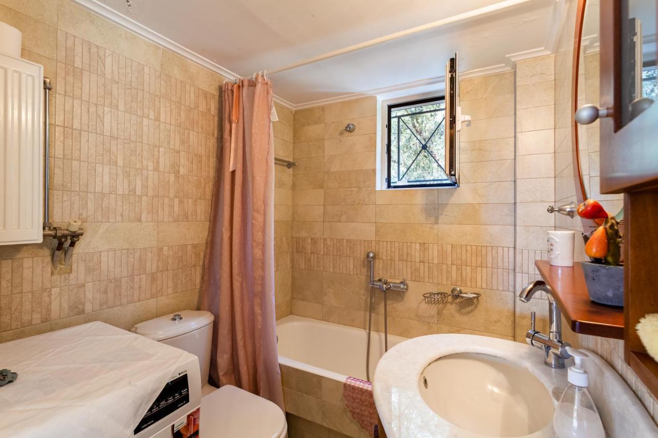Verga Majestic Sunsets - Elegant & Secluded Retreat Kalamata Exterior photo